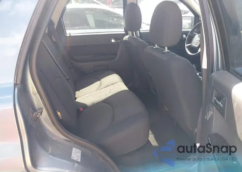 2010 Mazda Tribute I Sport из США, поврежденный, VIN 4F2CY0C73AKM07055